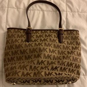 Micheal Kors shoulder bag